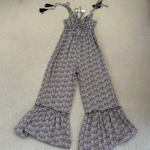 Elegant Monochrome Patterned Jumpsuit